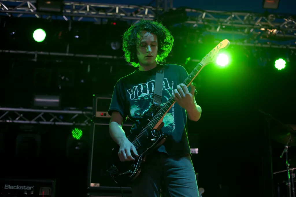 Japanese Voyeurs performing at Sonisphere 2011